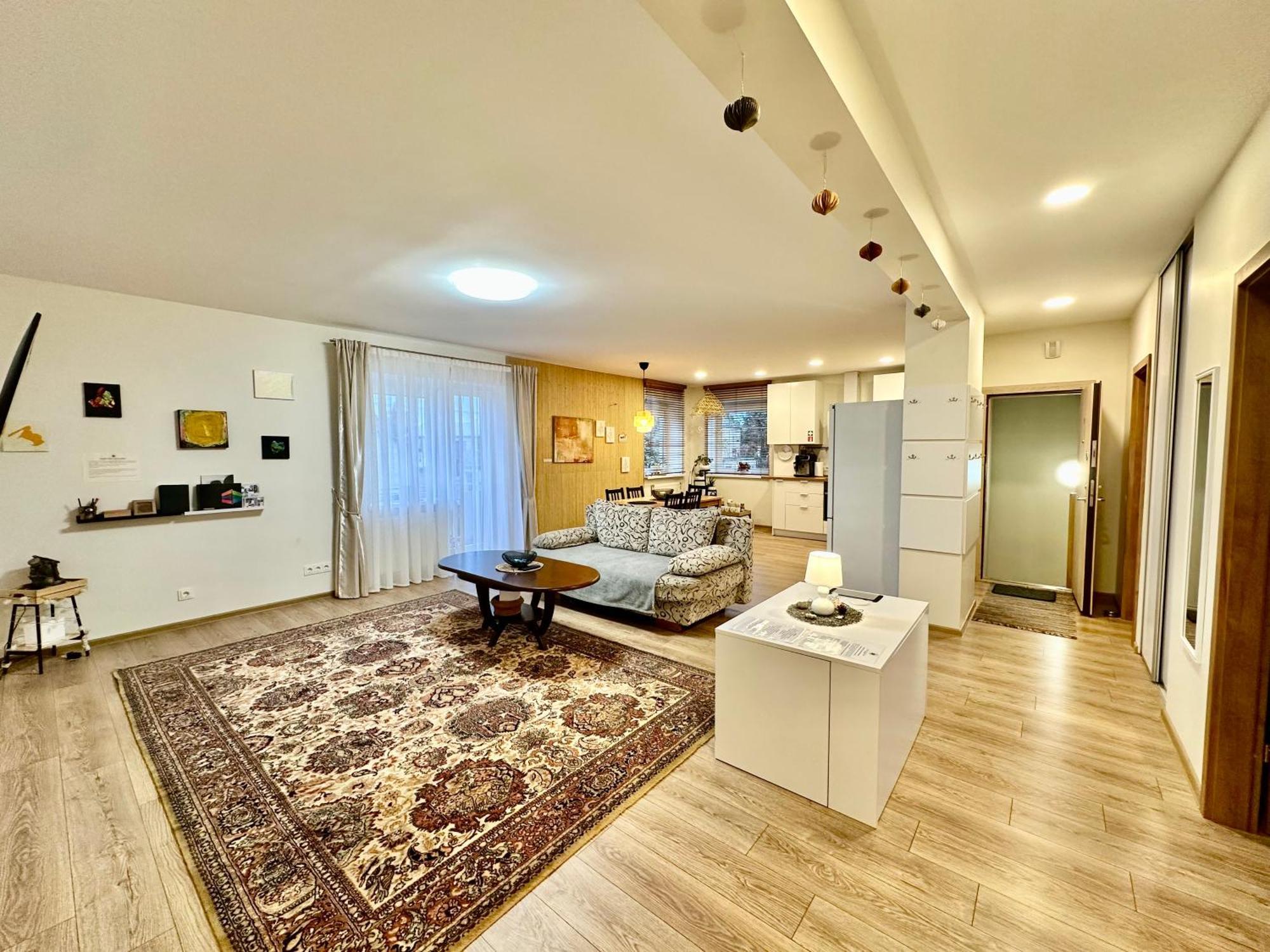 Japandi Apartamentai Κάουνας Εξωτερικό φωτογραφία